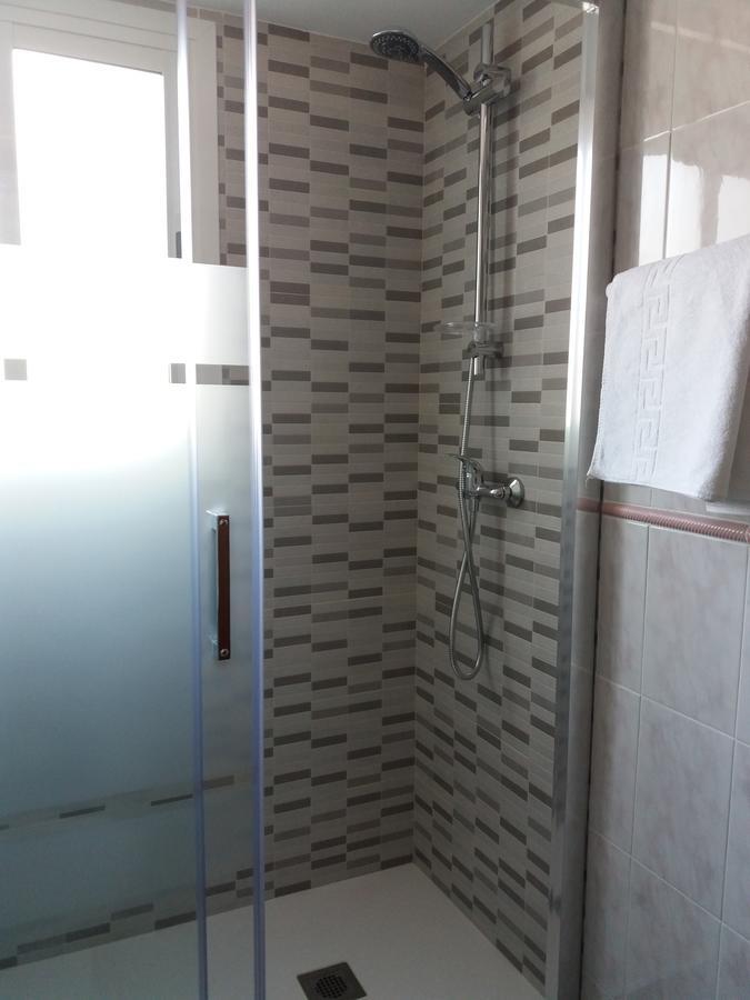 Hostal La Pilarica Paterna Bilik gambar