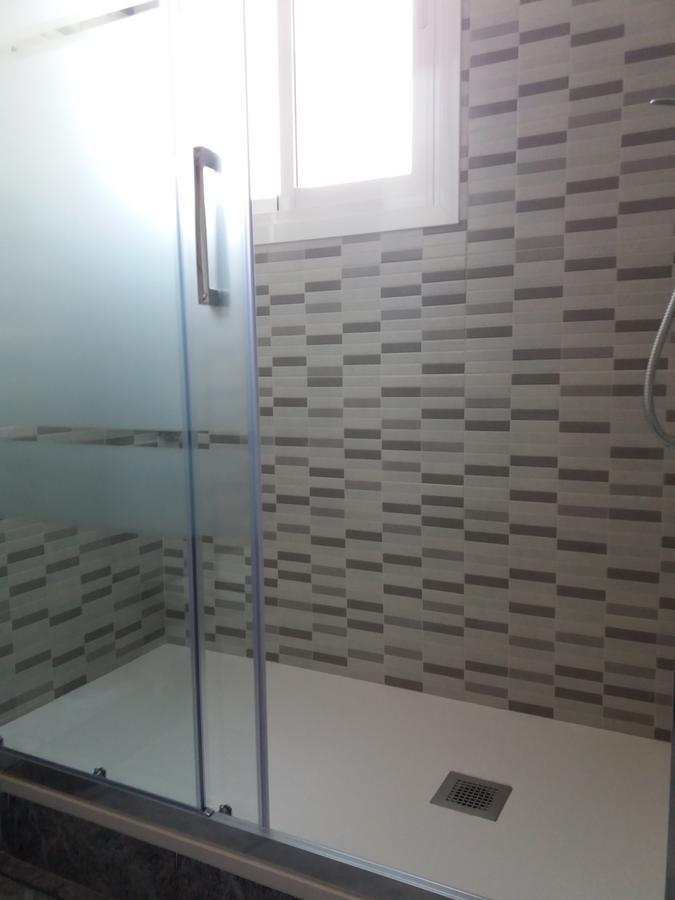 Hostal La Pilarica Paterna Bilik gambar