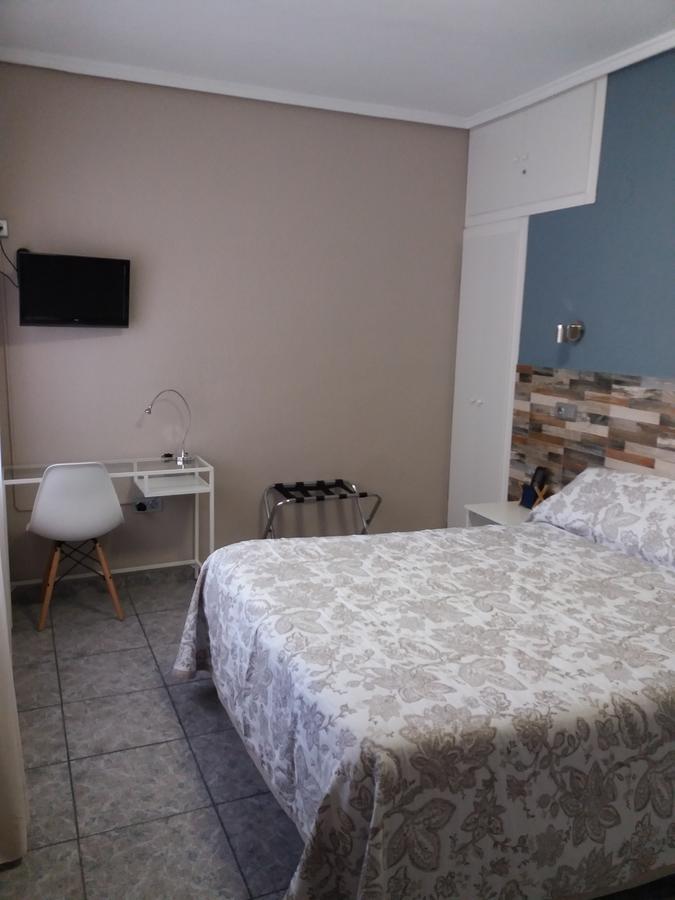 Hostal La Pilarica Paterna Luaran gambar