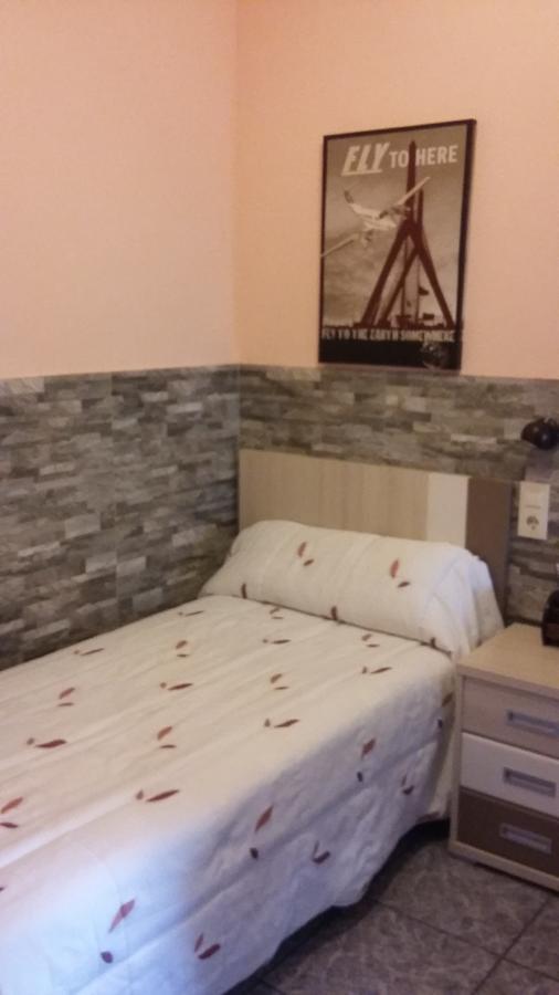 Hostal La Pilarica Paterna Luaran gambar