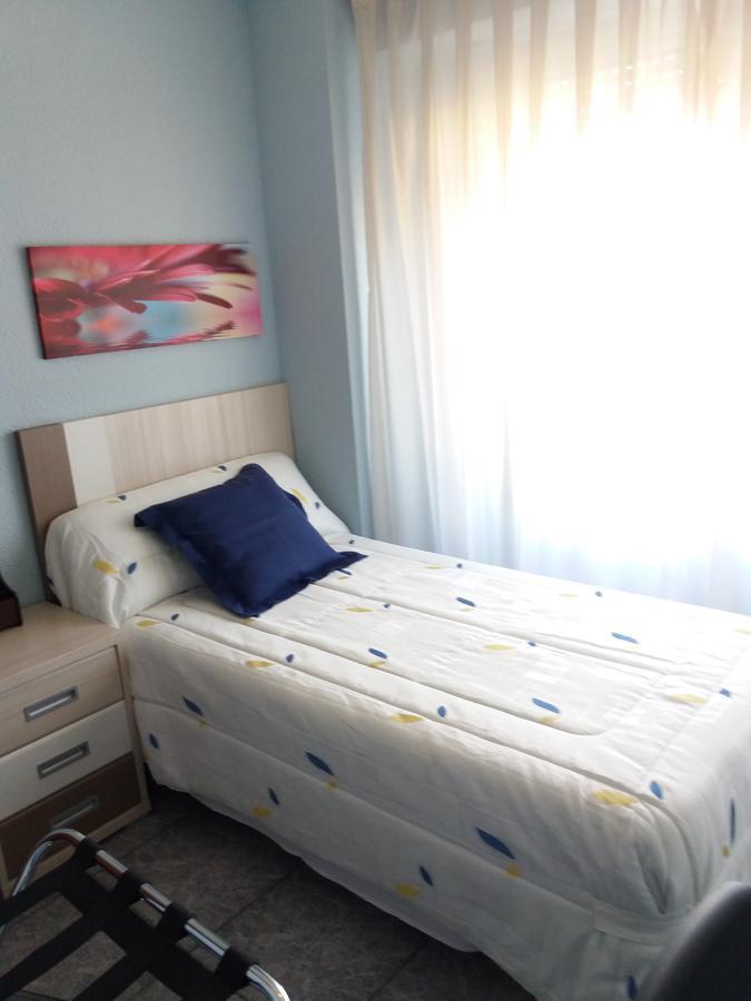 Hostal La Pilarica Paterna Luaran gambar